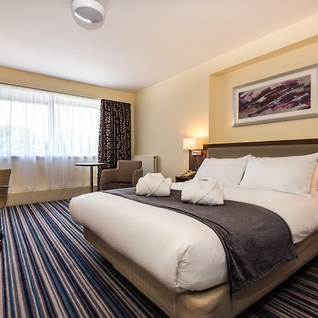 Holiday Inn Reading West By Ihg Екстериор снимка