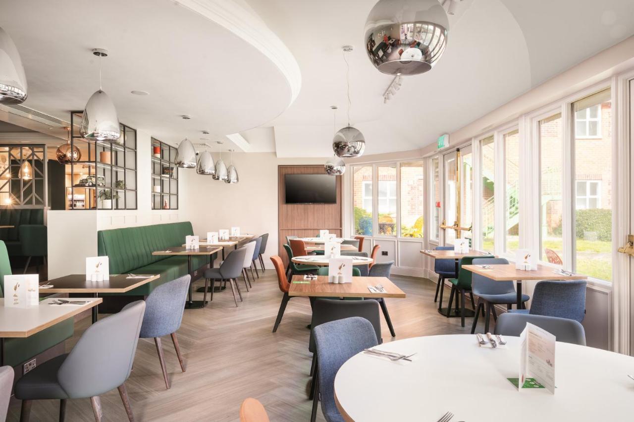 Holiday Inn Reading West By Ihg Екстериор снимка