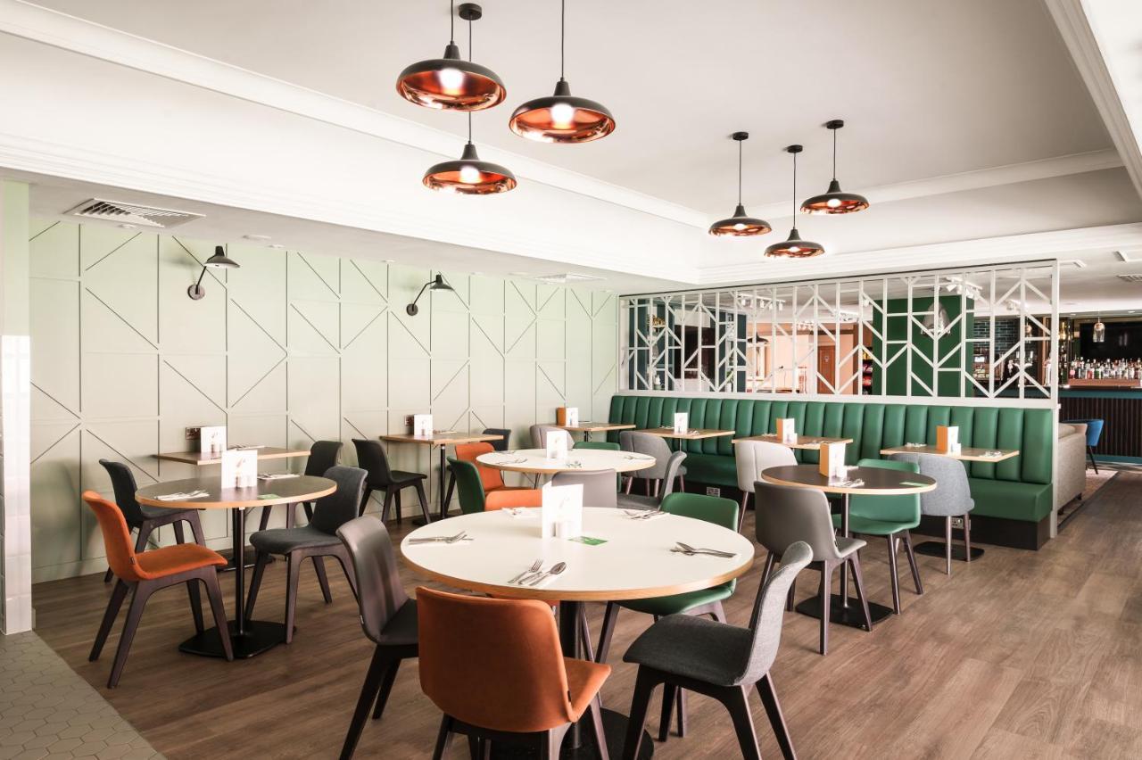 Holiday Inn Reading West By Ihg Екстериор снимка