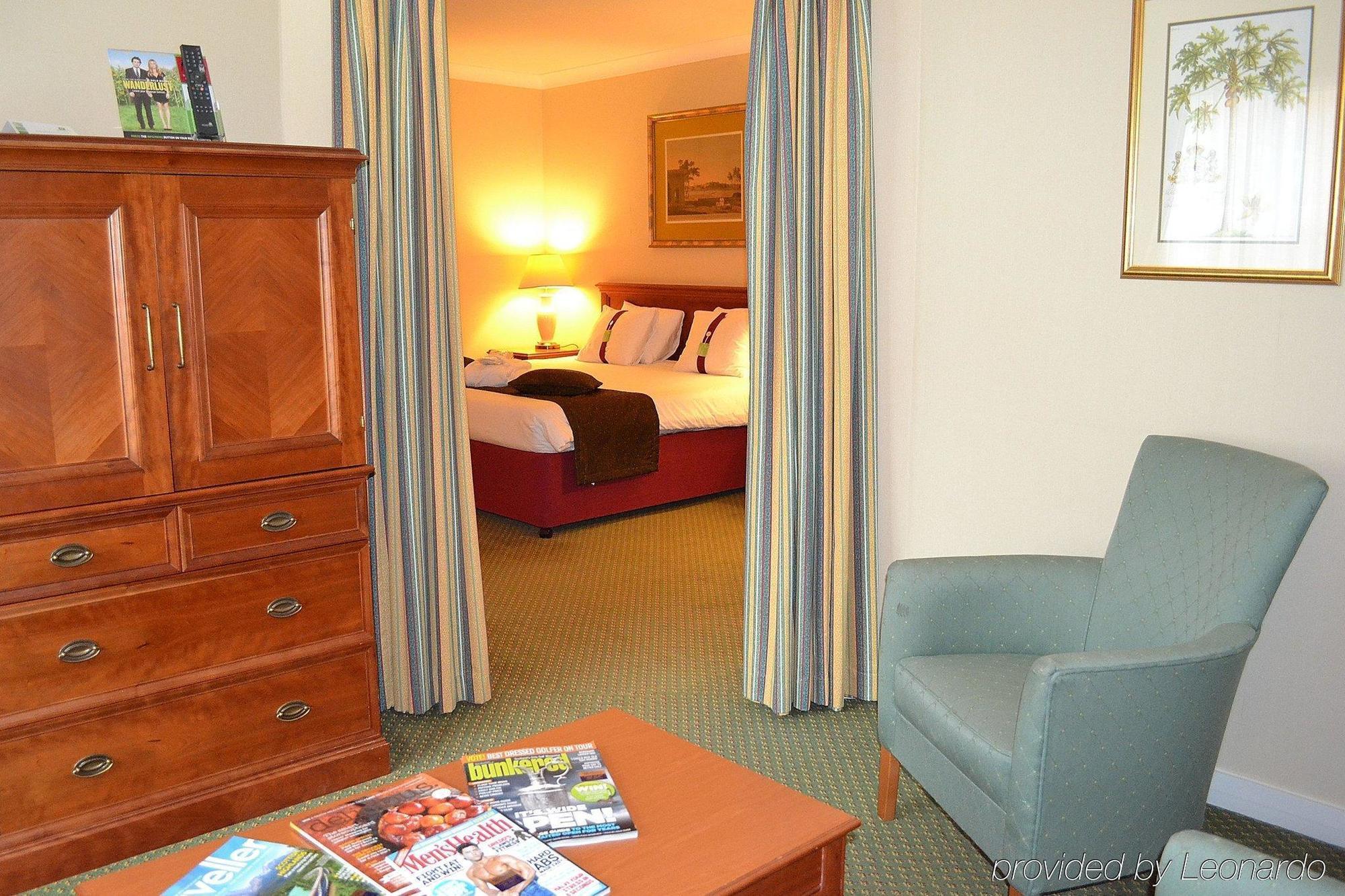 Holiday Inn Reading West By Ihg Екстериор снимка