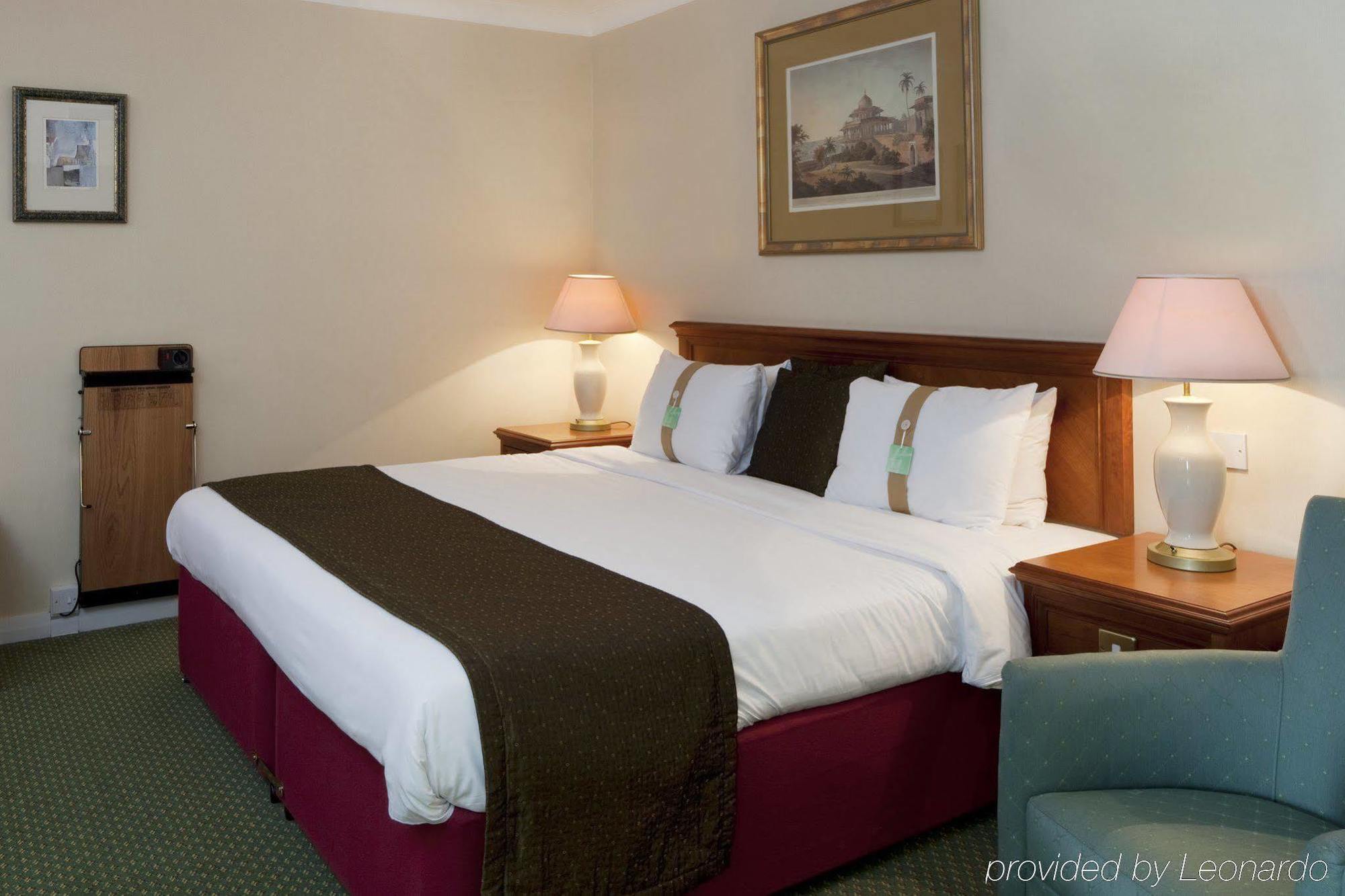 Holiday Inn Reading West By Ihg Екстериор снимка