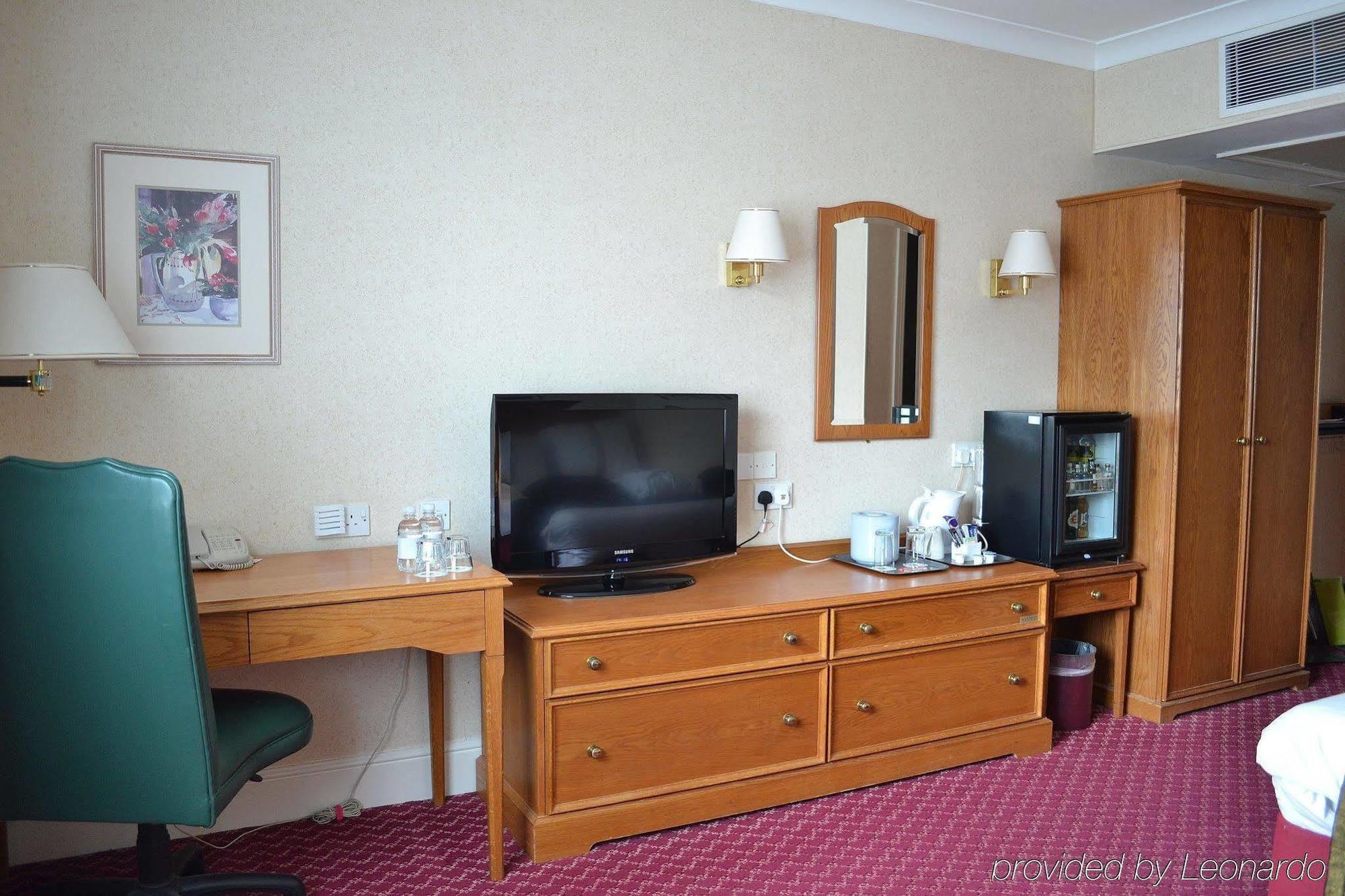 Holiday Inn Reading West By Ihg Екстериор снимка